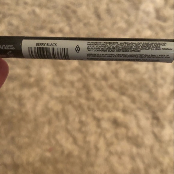 Wing Woman eyeliner - Picture 6 of 7